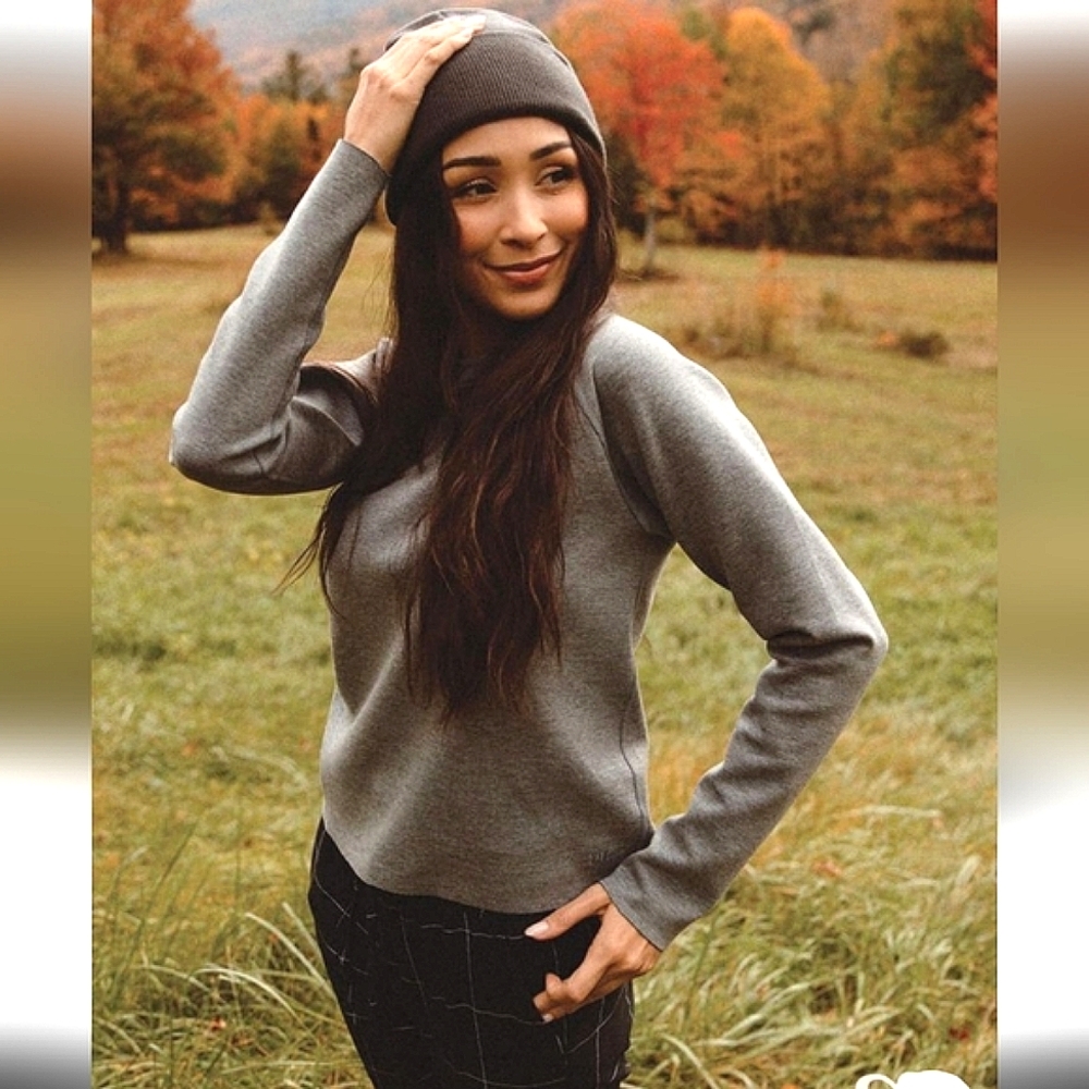SOLD Albion NWT Neo Crop Heather Grey S
